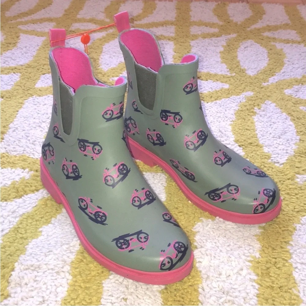 Anthropologie Colloquial Chelsea Rain Booties Size 9